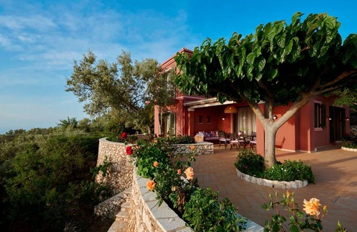 Kavallos Villa | Elegant Lefkada Villa | Villa Paeonia | 2 Bedroom | Private Pool