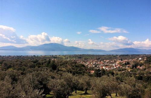 Dirfys-Messapia Villa | Elegant Villa with Sea View in Politika