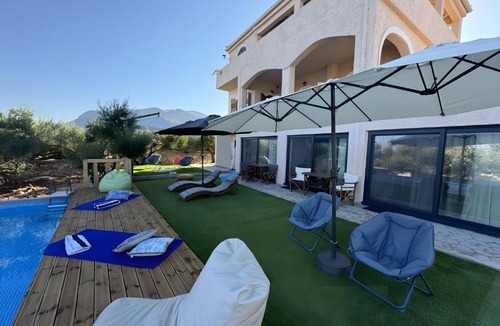 Omales House | Elements Of Diros