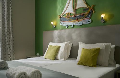 Kalamaki Hotel | Elena's Studios