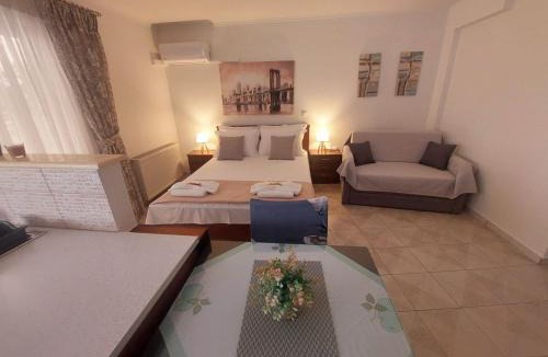 Igoumenitsa Apartment | Eleni's Apartments Igoumenitsa - Γκαρσονιέρα ισoγείου επιπλωμένη, εξοπλισμένη