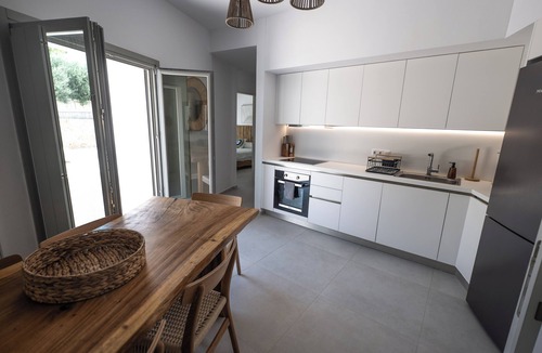 Aliki Villa | Elenitsa Villa with a private pool