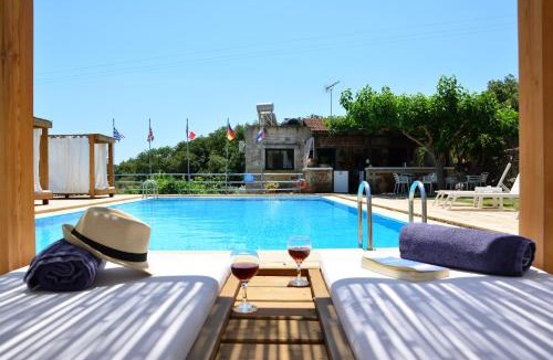 Vamos Apartment | Elianthos Villas