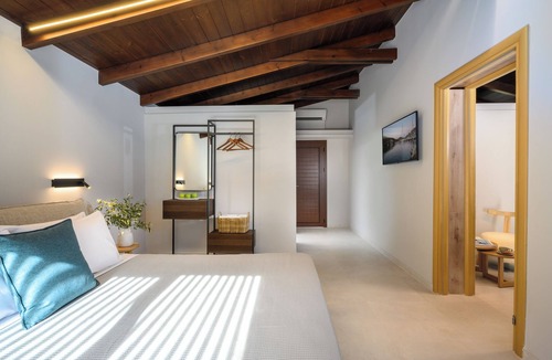 Vassiliki Hotel | Elisso Hotel