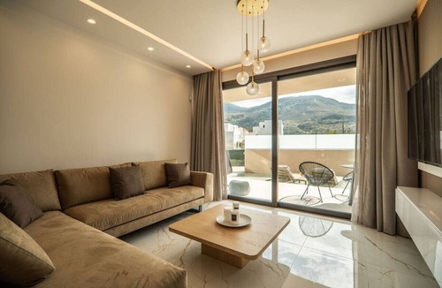 Georgioupolis Villa | Elixir Villa 7BD 4BD 14PL - 3min walk to the beach