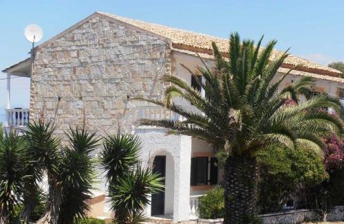 Almiros Beach House | Elli Beach Apartments and Studios