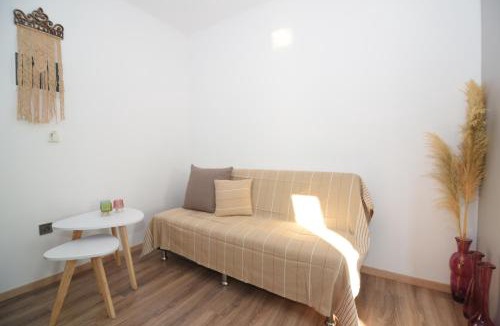 Plomari Apartment | Elpi's House