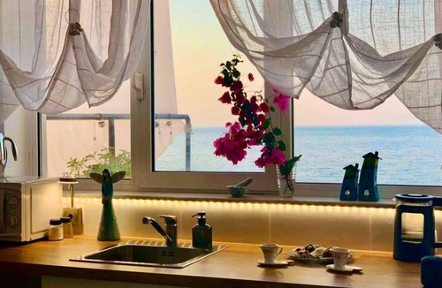 Halepa Apartment | Elpida Seafront Paradise apartment in Crete
