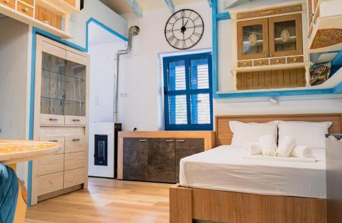 Mandra House | ELPIDA Suites - Mandra, Greece