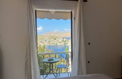 Symi Apartment | Elpidas Apartments in Symi