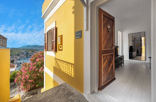 Symi Apartment | Elpidas Apartments in Symi