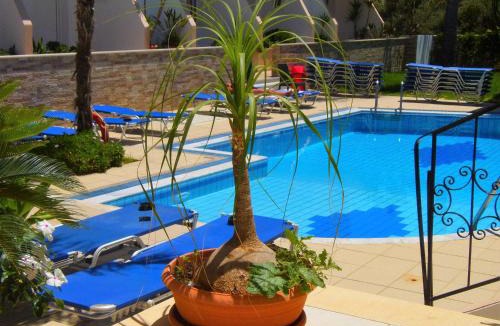 Malia Apartment | Emerald Malia