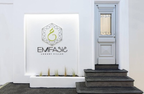 Fira House | Emfasis Luxury Villa