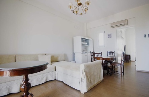 Megas Gialos House | Emilia Luxury Apartments