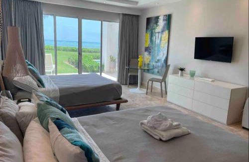 Cap Cana Marina Apartment | En la playa con piscina