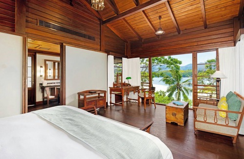 Round Island Hotel | Enchanted Island Resort