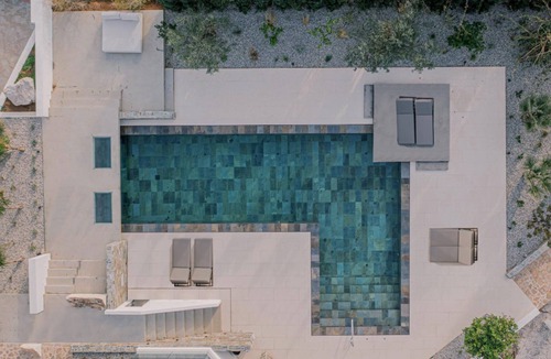 Loutraki-Agioi Theodoroi Villa | Endearing Beachfront Loutraki Villa | Villa Aegean Light | 4 Bedrooms |.