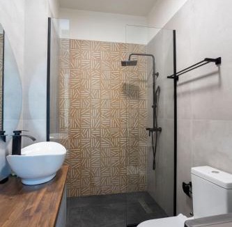 Stavromenos Apartment | Endless Blue Escape, Sea View Apartment