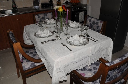 Loutraki Apartment | Enora Loutraki! Stylish 2BR Retreat with private Garden near the Sea.