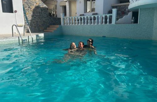 Piskopiano Villa | Entire Villa full View 3 bedrooms 3 bathrooms 3 kitchens