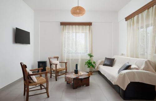 Gortyna Apartment | Ephagros Cretan Countryside House in Dionisi