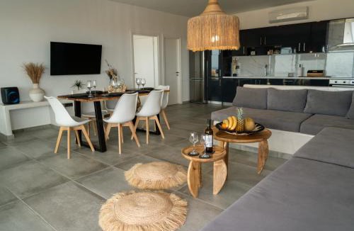 Kamari Villa | Erimo Vip