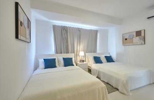 La Julia Apartment | Escape Apartments, Balcony, Pool & Gym in La Julia
