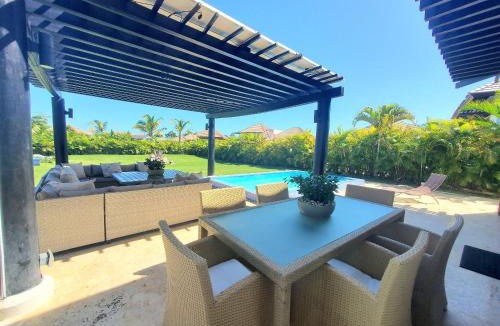 Punta Cana Apartment | Espectacular Villa Tropical de 2 hab/con Piscina Privada y BBQ