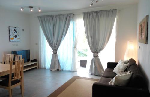 Dominicus House | Estrella Dominicus Advantage