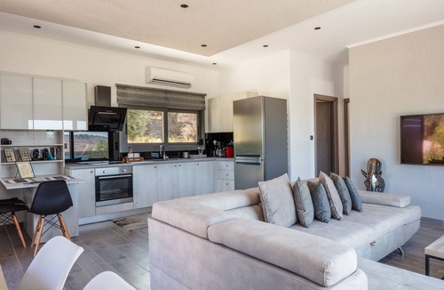 Tsikalaria Cottage | ÉTHAFOS Luxury Apartment