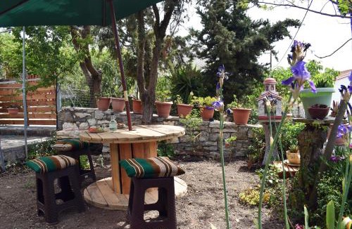Ethia House | Ethia 2Floor Mountain View Cottage garden wifi ac