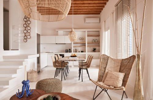 Vathi Bed & Breakfast | Eutopia Suites Sifnos