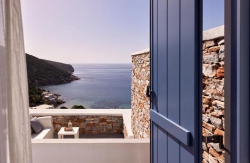 Vathi Bed & Breakfast | Eutopia Suites Sifnos