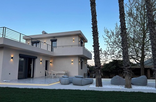 Lagonissi House | Eutopia Villa | Private Pool & Garden | Athenian Riviera