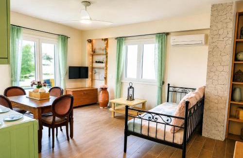 Oropos Apartment | EuZoea Country Home 3 Nature Escape with Pool