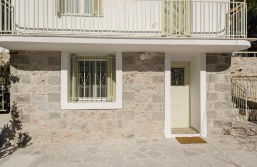 Leonidio Apartment | Ev Zin Basilicum