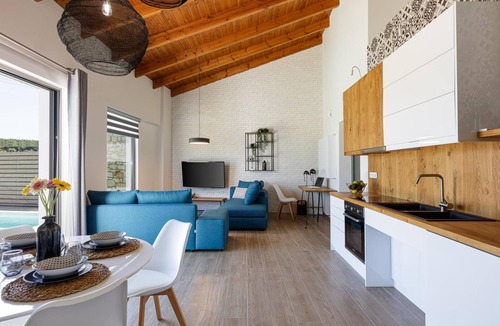 Sfakaki Villa | Eveland Accessible Villa 2