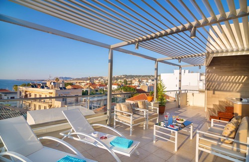 Halepa House | Evelyn's House: outdoor heated Jacuzzi, Views, cozy Fireplace & 500Mbps WiFi