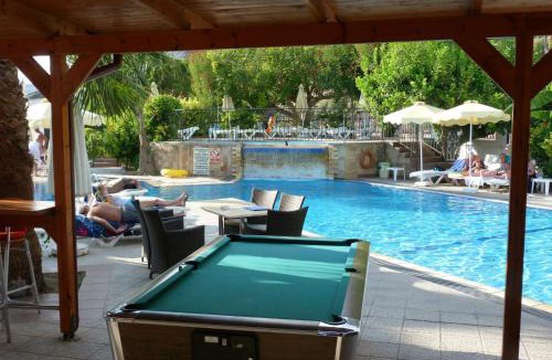 Pefkos Hotel | Evi Studios & Apartments Pefkos