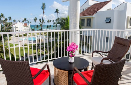 El Cortecito Apartment | Excellent getaway vacation. Ocean Front. Ocean views! Private Beach! Book todayn