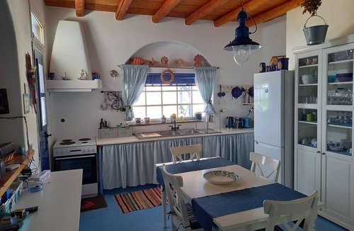 Ydrousa House | Exclusive Beach House