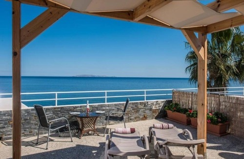 Palaiokastro Apartment | Exclusive Seaside Retreat : Apartment with terrace