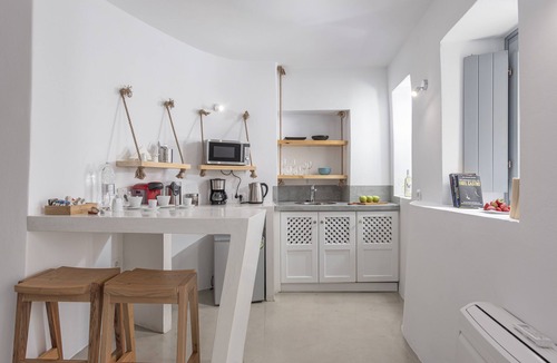 Firostefani House | Exclusive Suites