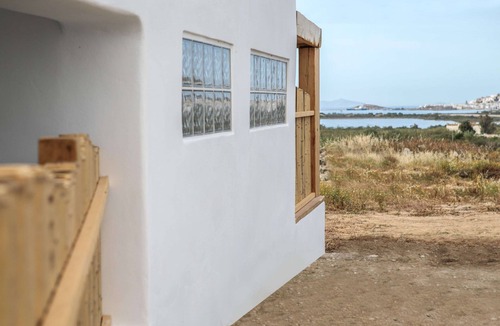 Naxos Villa | Exclusive Villa - Sunday Luxury Suites - Naxos Ag. Anna Beach