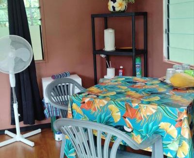 Huahine House | Faatiarau Bed