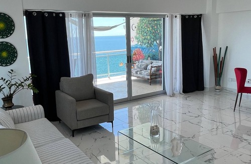 Santo Domingo Apartment | Fabulous ocean view in centrally located apartment
