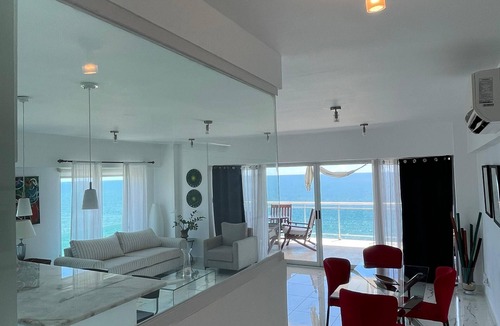 Santo Domingo Apartment | Fabulous ocean view in centrally located apartment