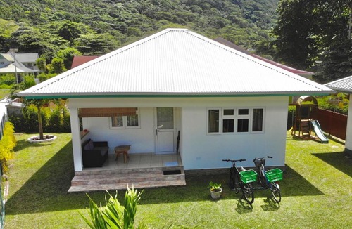 La Passe Apartment | Fadine Self Catering