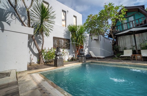 Sanur Cabin | Family Cabin in Sanur, Bali - Perfect for 4 Guests