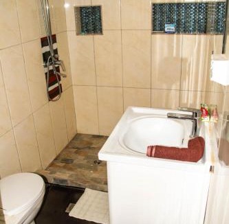 Nadi House | Family Homestay